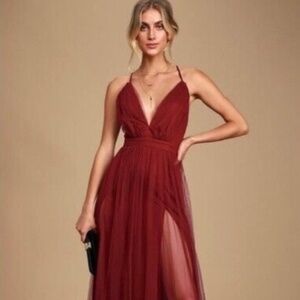 Lulu’s Rare Beauty Burgundy Maxi Dress